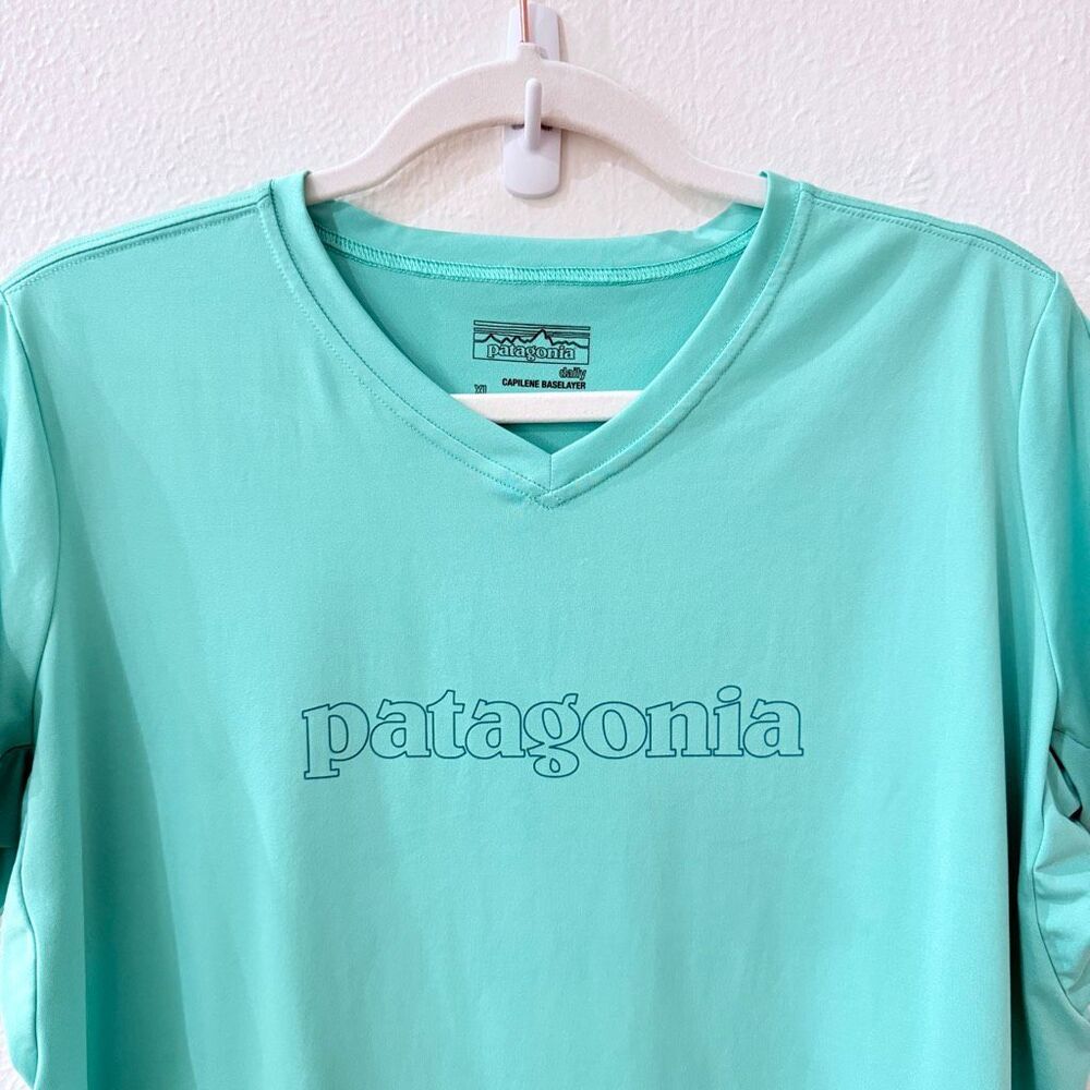 PATAGONIA Capilene Baselayer Daily Graphic T-shirt Womens XL Aqua Blue - Picture 2 of 9